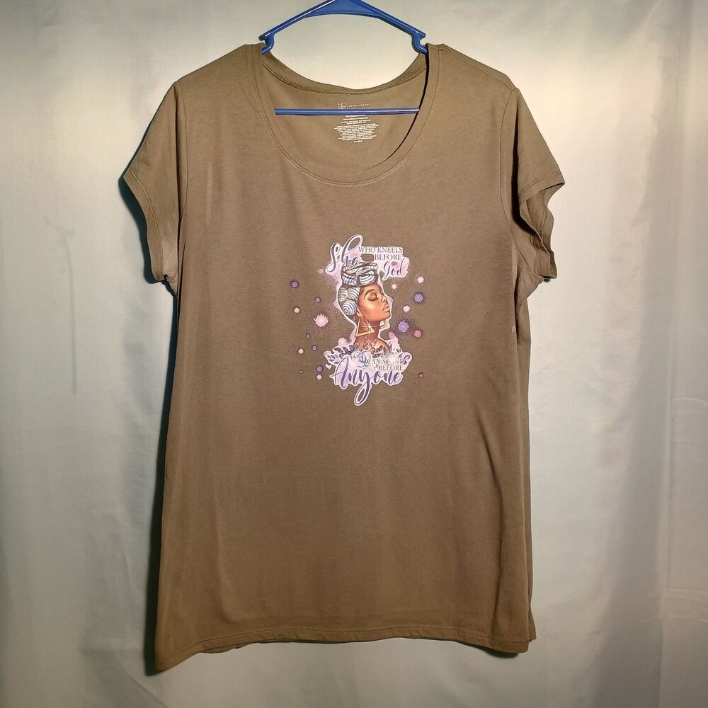 Women’s Brown Graphic T-Shirt – “She Who Kneels Before God